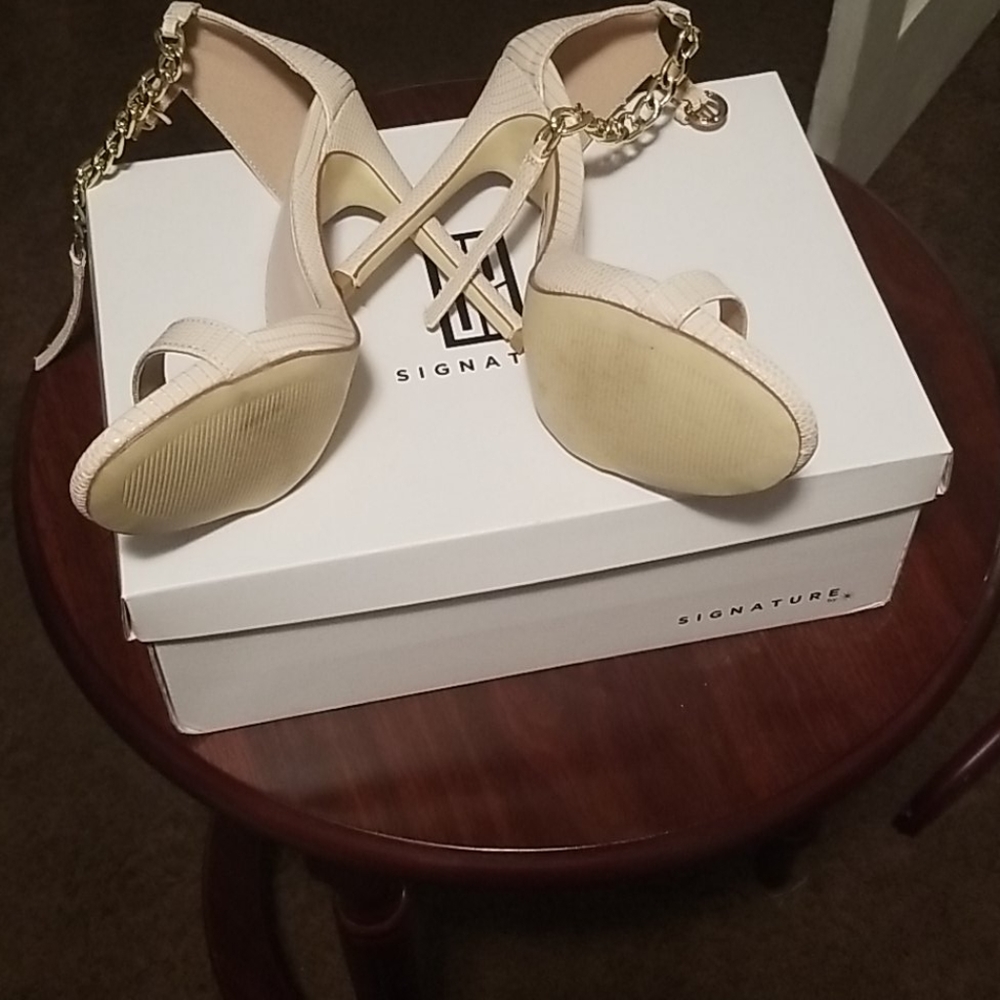 Sandals - Picture 2 of 2